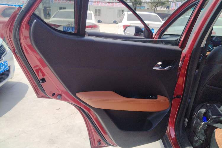Used Baojun 510 2017 1.5L Manual Luxury Model Left Rear Door Interior