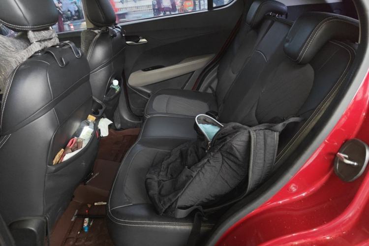 Used Baojun 510 2017 1.5L Automatic Fashion Model Left Rear Seat