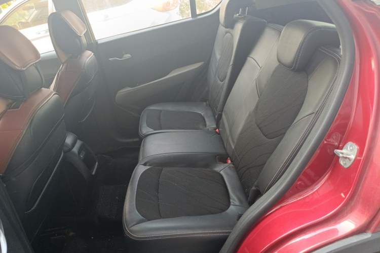 Used Baojun 510 2017 1.5L Manual Fashion Model Left Rear Seat