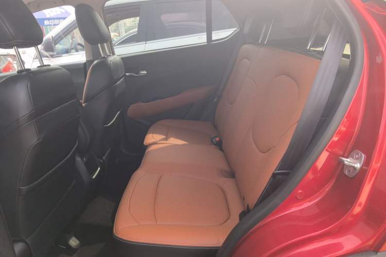 Used Baojun 510 2017 1.5L Automatic Luxury Model Left Rear Seat