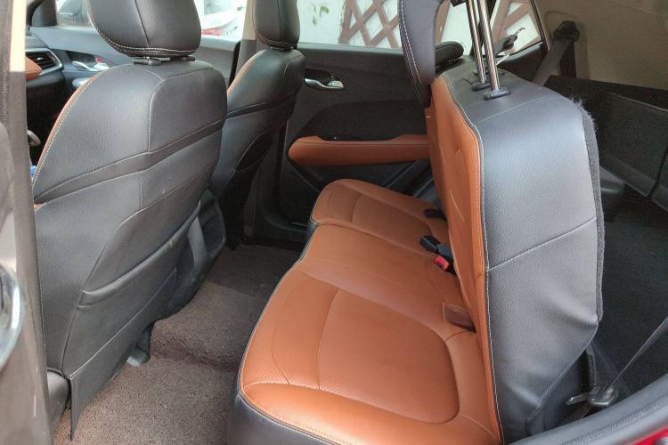 Used Baojun 510 2017 1.5L Automatic Luxury Model Left Rear Seat