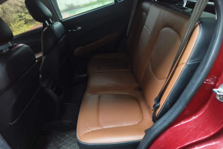 Used Baojun 510 2017 1.5L Manual Luxury Model Left Rear Seat