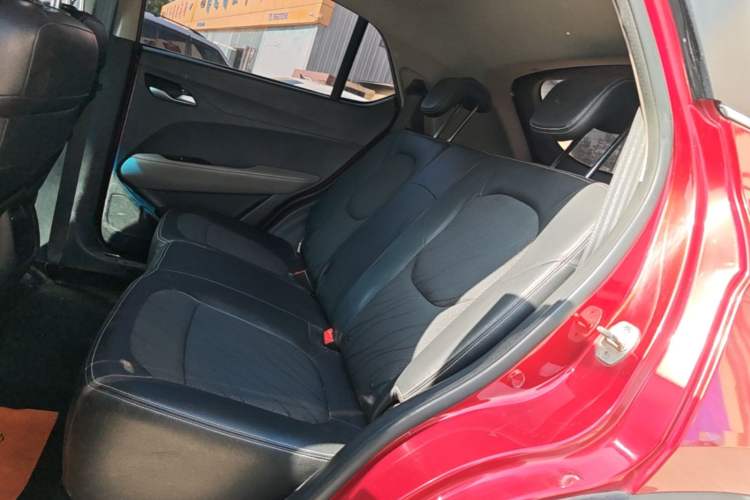 Used Baojun 510 2017 1.5L Manual Fashion Model Left Rear Seat