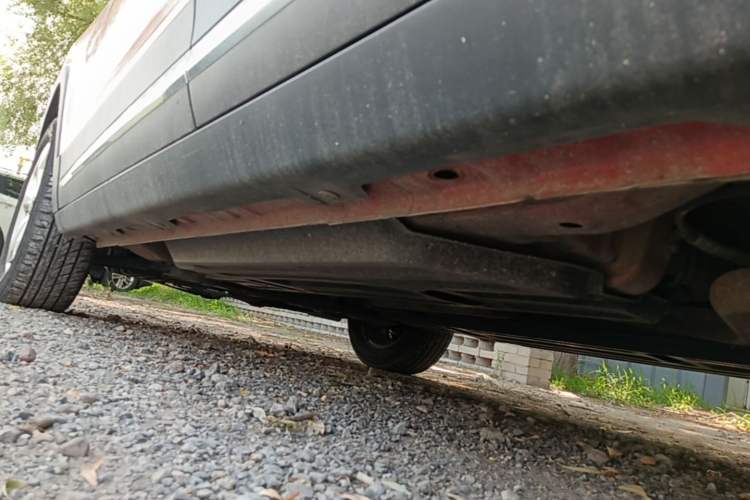 Used Baojun 510 2017 1.5L Manual Fashion Model Left Side Sill