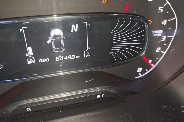Used Baojun 510 2017 1.5L Automatic Fashion Model Odometer Close Up