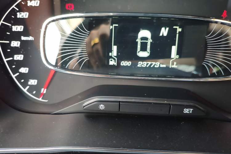 Used Baojun 510 2017 1.5L Automatic Luxury Model Odometer Close Up