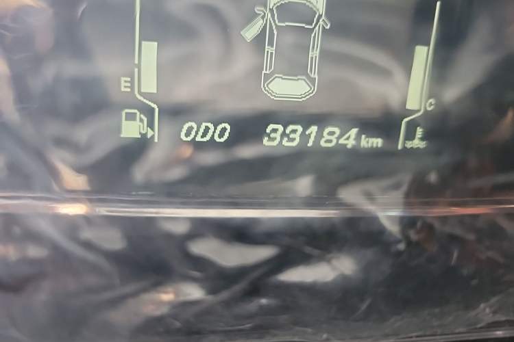 Used Baojun 510 2017 1.5L Manual Luxury Model Odometer Close Up