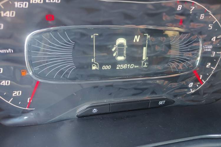 Used Baojun 510 2017 1.5L Automatic Luxury Model Odometer Close Up