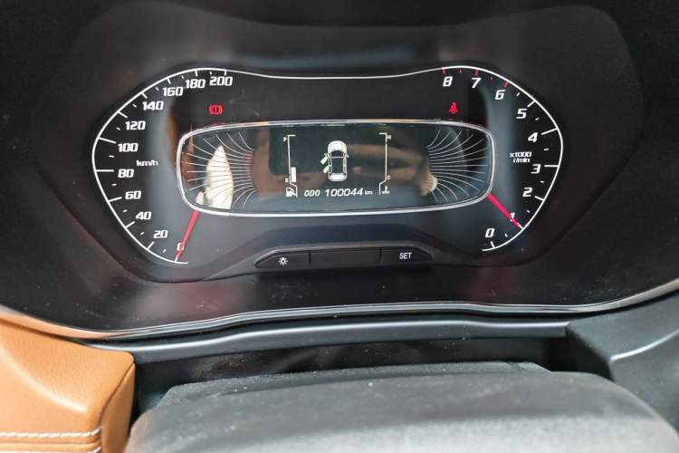 Used Baojun 510 2017 1.5L Manual Luxury Model Odometer Close Up
