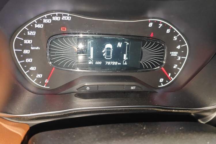 Used Baojun 510 2017 1.5L Automatic Luxury Model Odometer Close Up