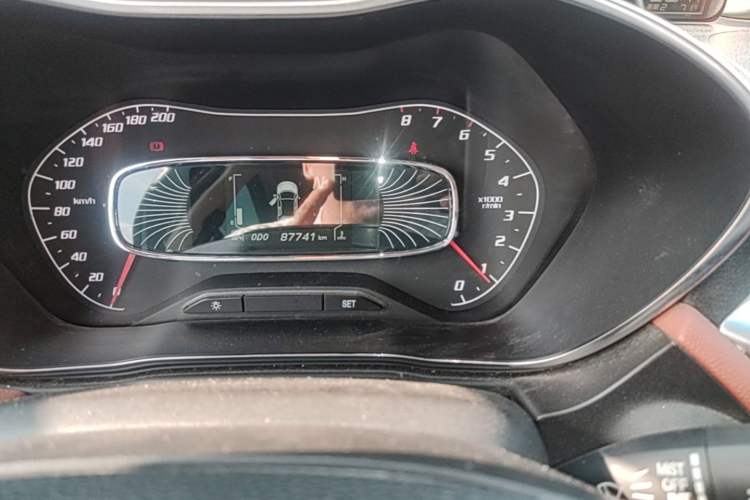 Used Baojun 510 2017 1.5L Automatic Luxury Model Odometer Close Up