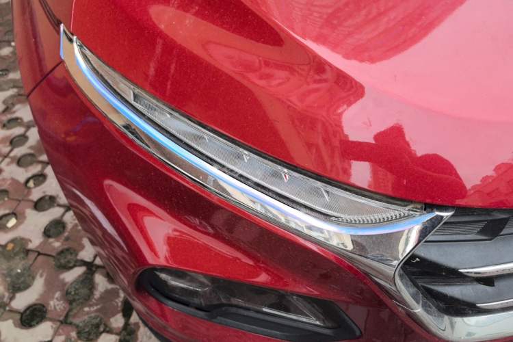 Used Baojun 510 2017 1.5L Automatic Fashion Model Right Front Headlight