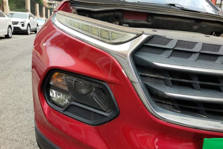 Used Baojun 510 2017 1.5L Manual Luxury Model Right Front Headlight