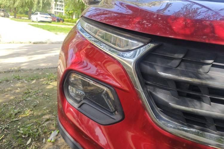 Used Baojun 510 2017 1.5L Automatic Luxury Model Right Front Headlight