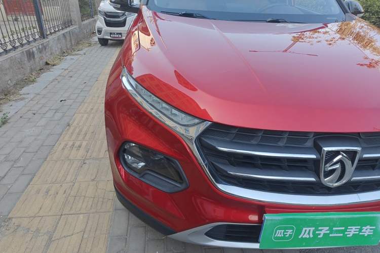 Used Baojun 510 2017 1.5L Automatic Luxury Model Right Front Headlight