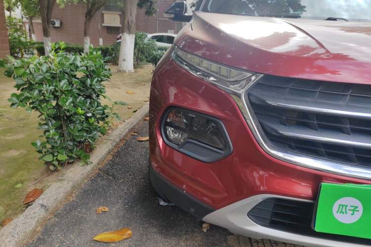 Used Baojun 510 2017 1.5L Automatic Luxury Model Right Front Headlight