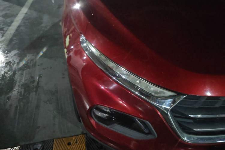 Used Baojun 510 2017 1.5L Automatic Fashion Model Right Front Headlight