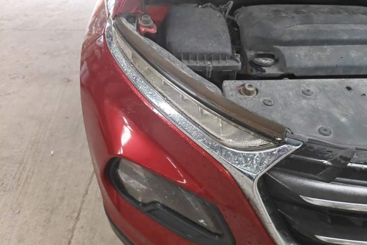 Used Baojun 510 2017 1.5L Automatic Luxury Model Right Front Headlight