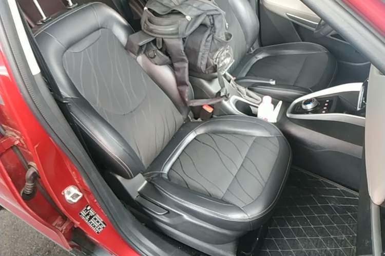 Used Baojun 510 2017 1.5L Automatic Fashion Model Right Front Seat