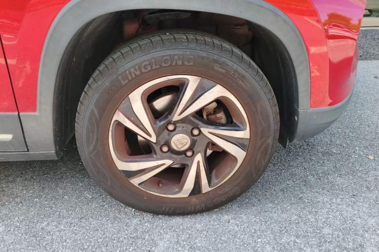 Used Baojun 510 2017 1.5L Automatic Luxury Model Right Front Wheel Hub