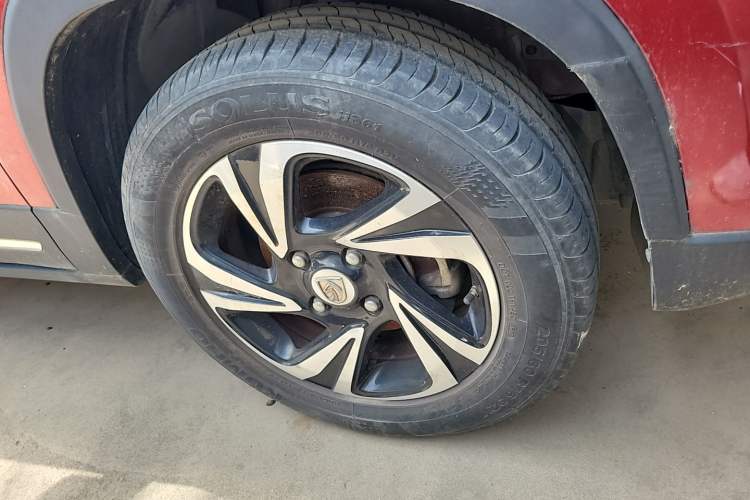 Used Baojun 510 2017 1.5L Manual Luxury Model Right Front Wheel Hub