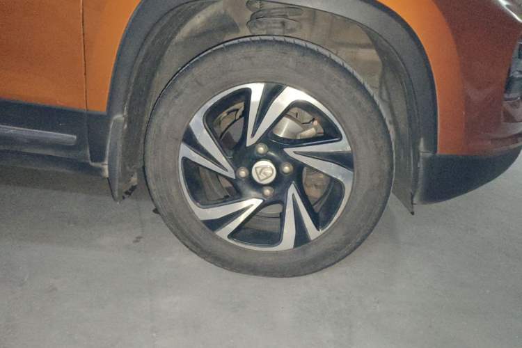 Used Baojun 510 2017 1.5L Manual Luxury Model Right Front Wheel Hub