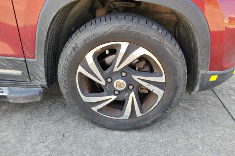 Used Baojun 510 2017 1.5L Manual Luxury Model Right Front Wheel Hub