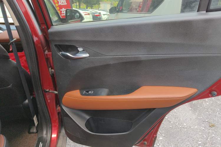 Used Baojun 510 2017 1.5L Automatic Luxury Model Right Rear Door Interior