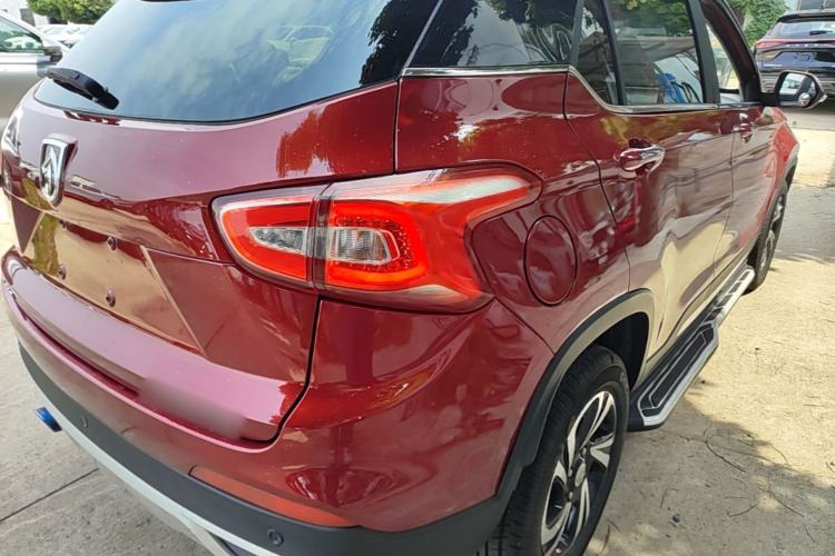 Used Baojun 510 2017 1.5L Automatic Luxury Model Right Rear Taillight