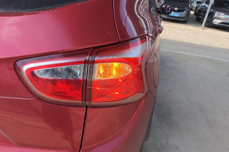 Used Baojun 510 2017 1.5L manual Comfort trim Right Rear Taillight