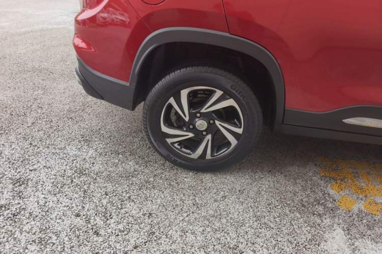 Used Baojun 510 2017 1.5L Manual Luxury Model Right Rear Wheel Hub