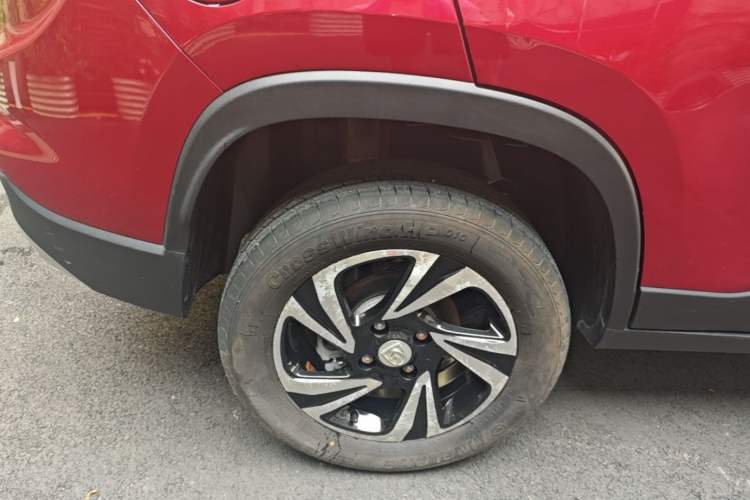 Used Baojun 510 2017 1.5L manual Comfort trim Right Rear Wheel Hub