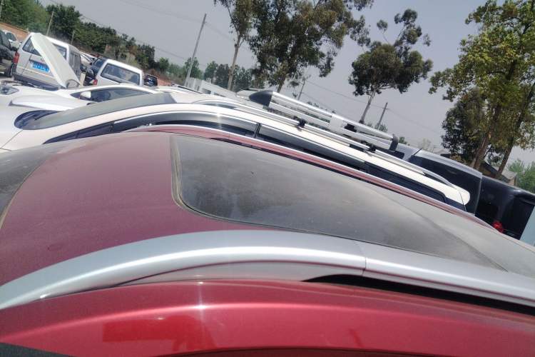Used Baojun 510 2017 1.5L Manual Luxury Model Roof