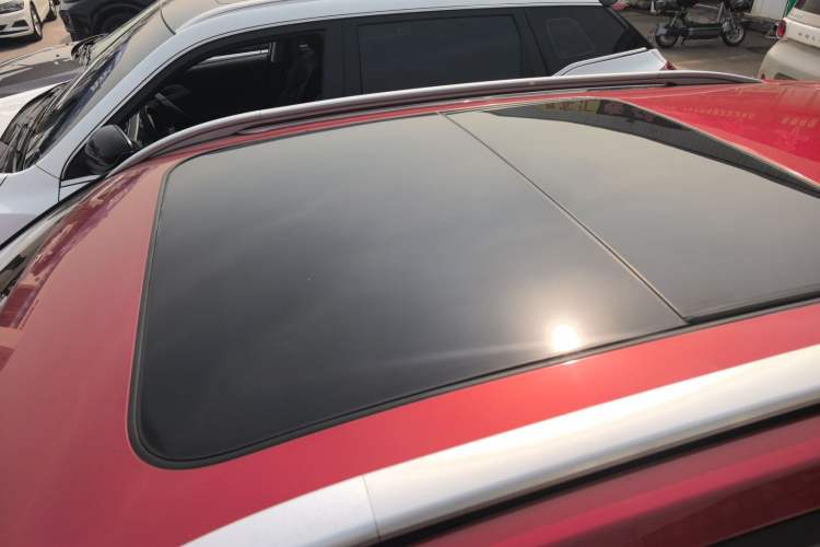 Used Baojun 510 2017 1.5L Automatic Luxury Model Roof