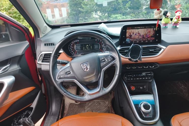 Used Baojun 510 2017 1.5L Automatic Luxury Model Steering Wheel