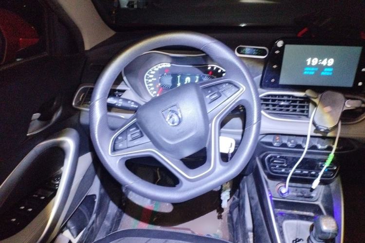 Used Baojun 510 2017 1.5L Manual Fashion Model Steering Wheel