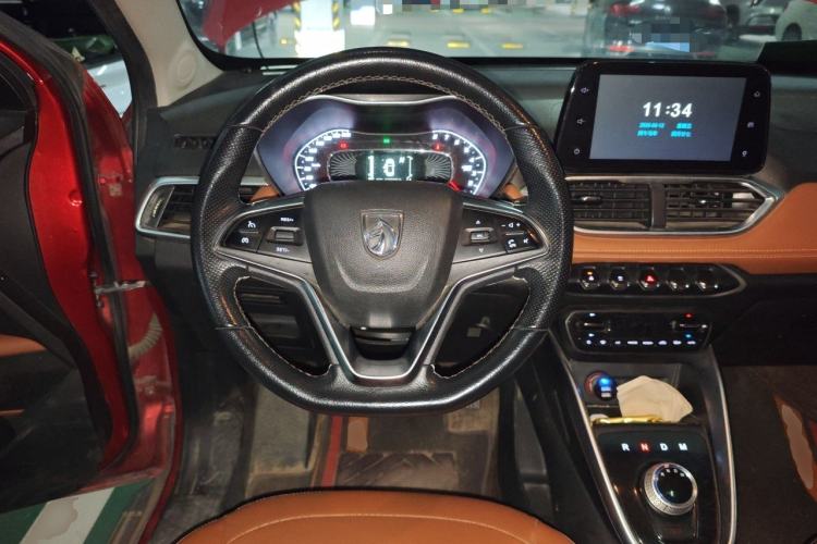 Used Baojun 510 2017 1.5L Automatic Luxury Model Steering Wheel