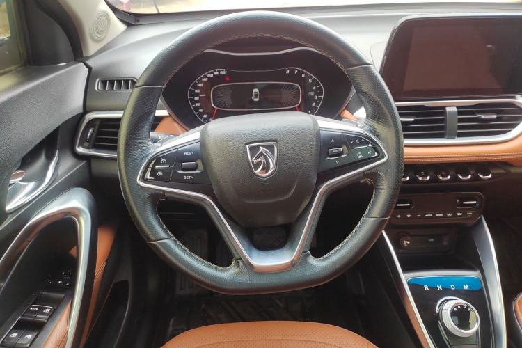 Used Baojun 510 2017 1.5L Automatic Luxury Model Steering Wheel