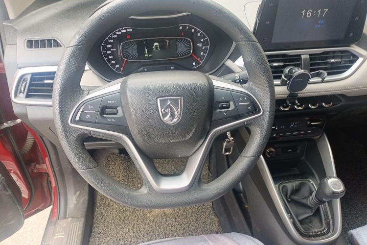 Used Baojun 510 2017 1.5L Manual Fashion Model Steering Wheel