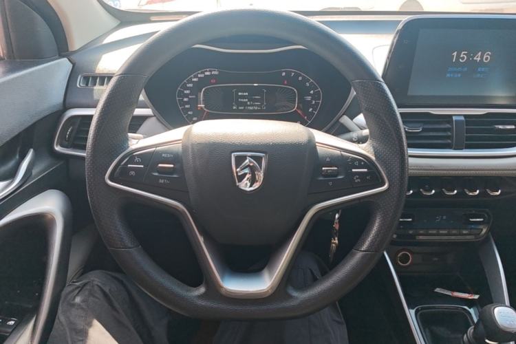Used Baojun 510 2017 1.5L Manual Fashion Model Steering Wheel