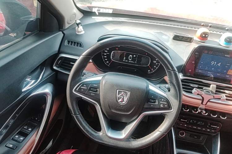 Used Baojun 510 2017 1.5L Automatic Luxury Model Steering Wheel