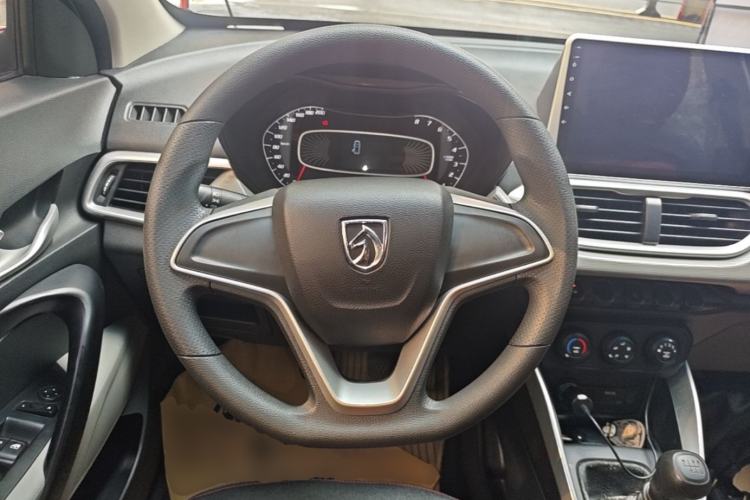 Used Baojun 510 2017 1.5L manual Comfort trim Steering Wheel