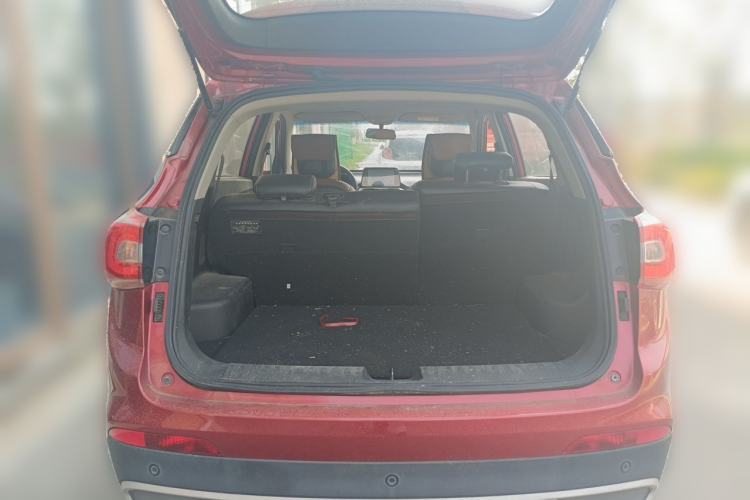 Used Baojun 510 2017 1.5L Manual Fashion Model Trunk
