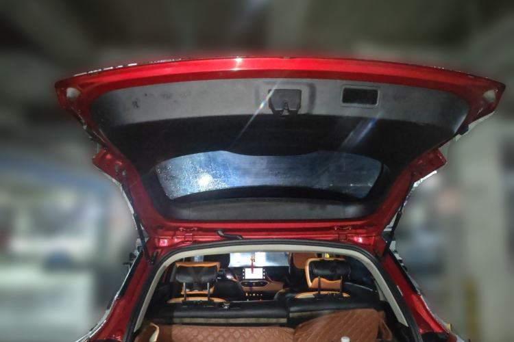 Used Baojun 510 2017 1.5L Automatic Fashion Model Trunk