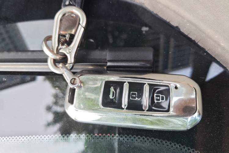 Used Baojun 510 2017 1.5L Manual Luxury Model Vehicle Key
