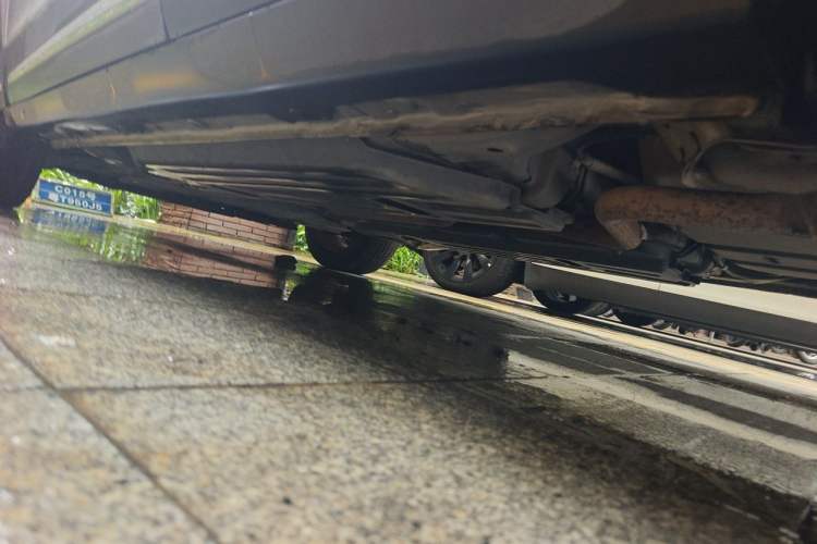 Used Baojun 510 2017 1.5L Automatic Fashion Model Chassis Rear Left