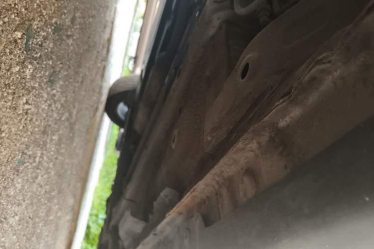 Used Baojun 510 2017 1.5L Automatic Fashion Model Chassis Rear Right