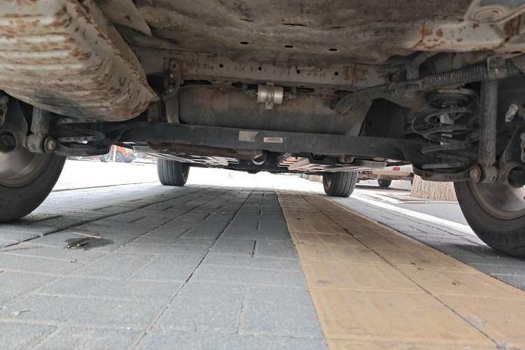 Used Baojun 510 2017 1.5L Manual Fashion Model Chassis Rear