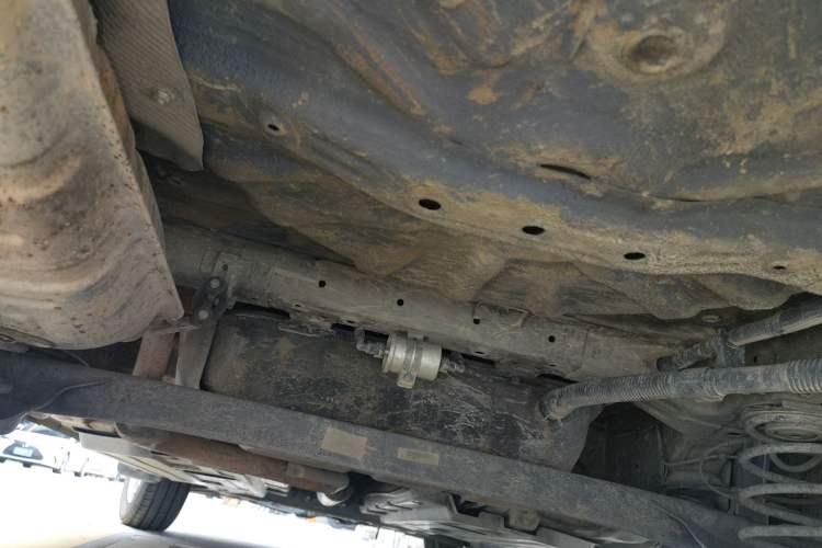 Used Baojun 510 2017 1.5L manual Comfort trim Chassis Rear