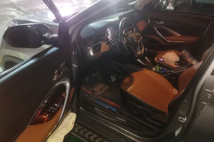 Used Baojun 510 2017 1.5L Manual Luxury Model Driver Seat
